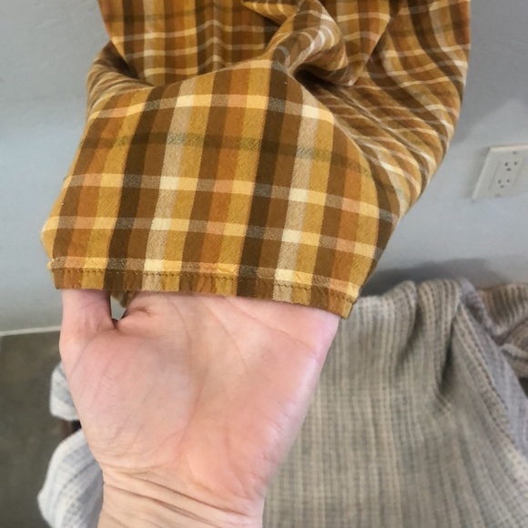 Sleeveless Plaid Midi Dress - Picture 4 of 4